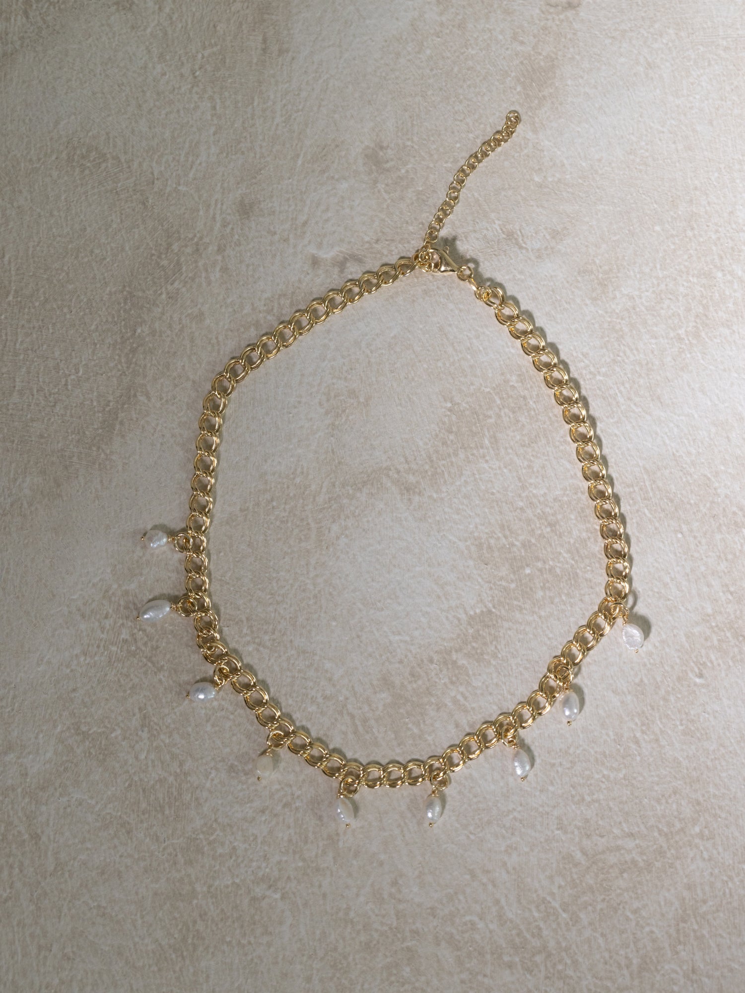 PEARL BLOOM CHOKER