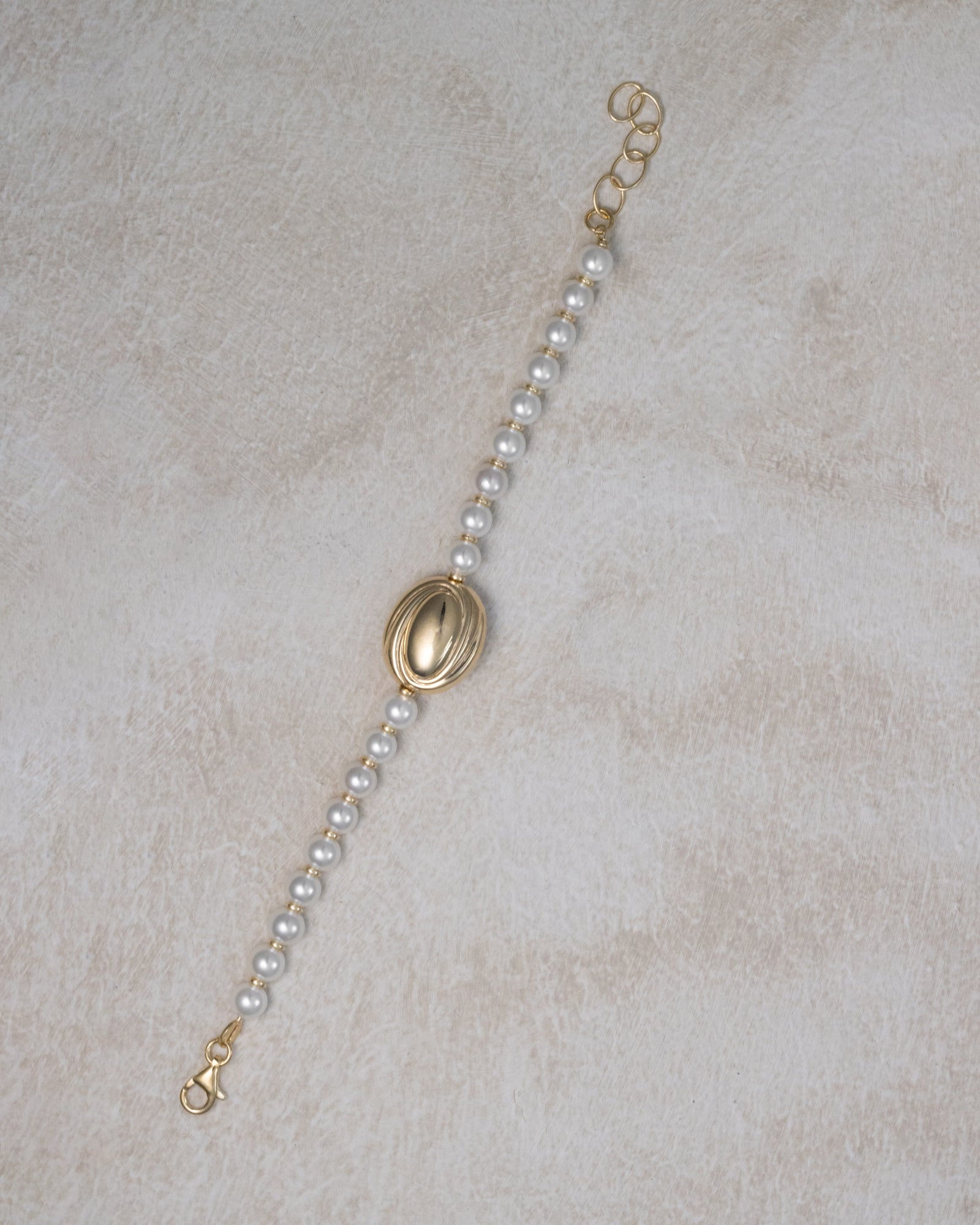 PEARL FLOW BRACELET