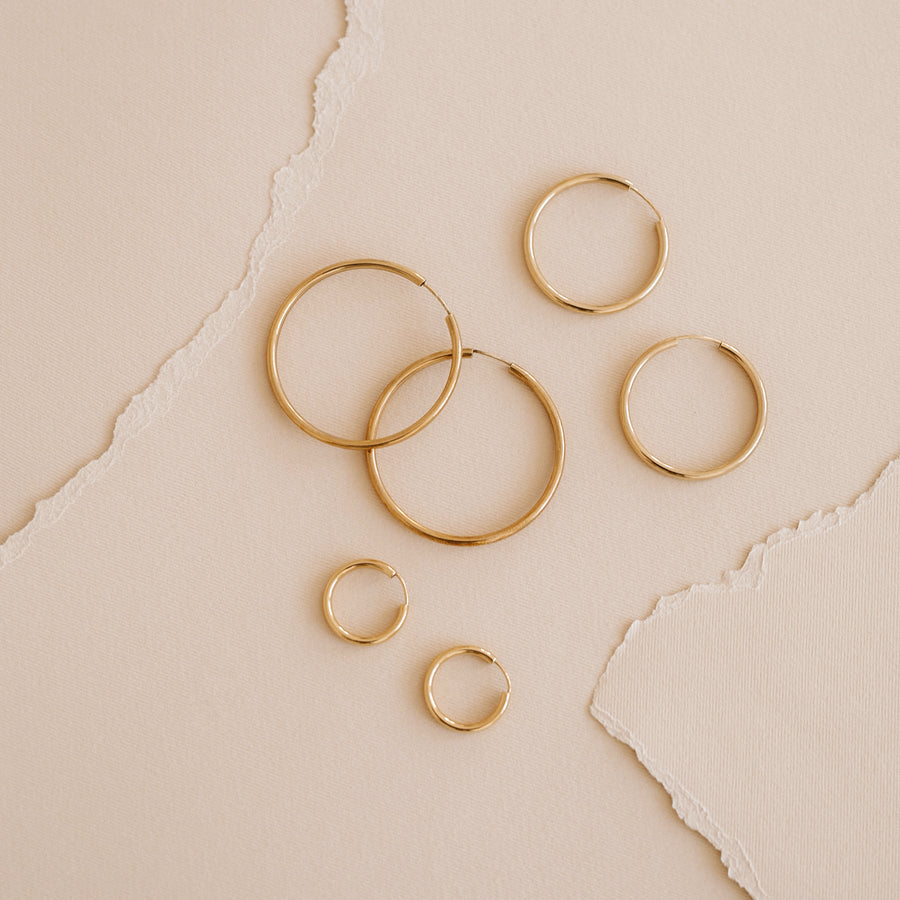 THICK CLASSIC HOOP EARRING
